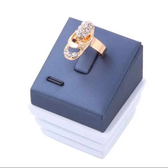 4 Piece Gold Plated Diamond CZ Luxury Exquisite Gift Jewelry Set - Picture 5 of 14